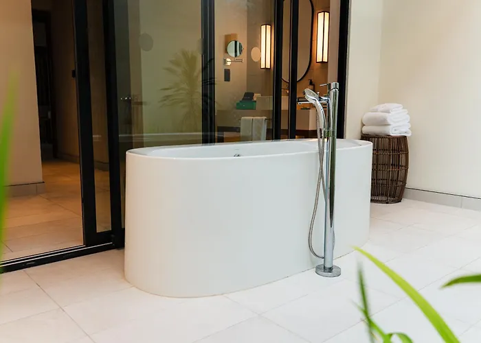 Avani Plus Barbarons Seychelles Resort