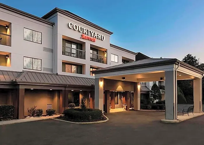 Courtyard By Marriott Asheville