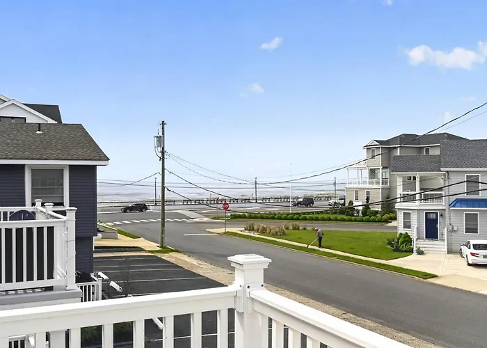 Radiant Beach Block Condo Parking Patio