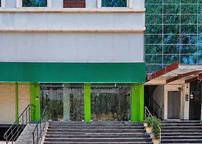 Townhouse Oak Ongc Crossway Formerly Hotel Gold Stone Comfort