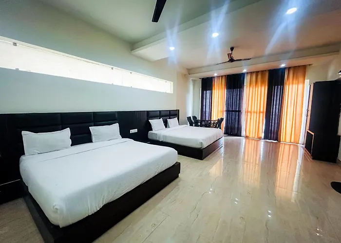 Eden Resort By Live Inn