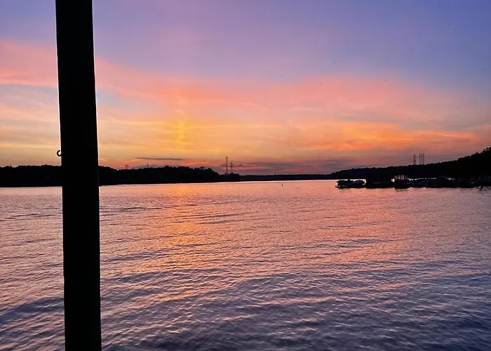Waterfront Cottage, Fiery Sunsets