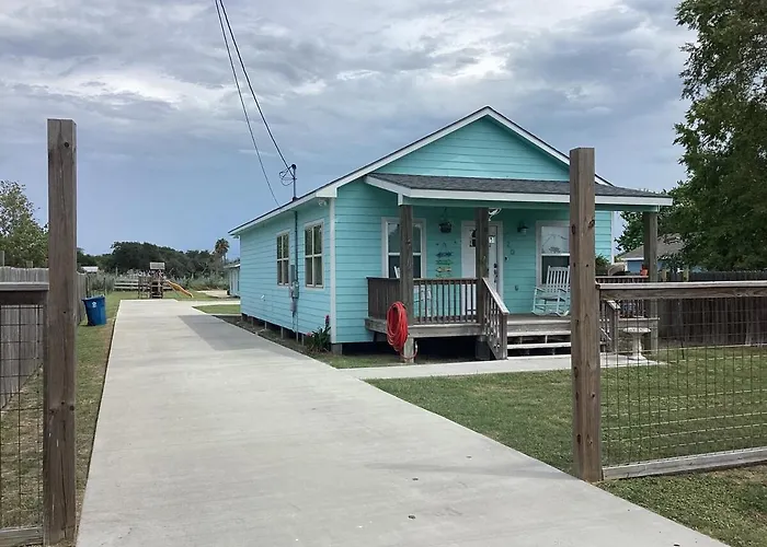Cast A Wave Cottage