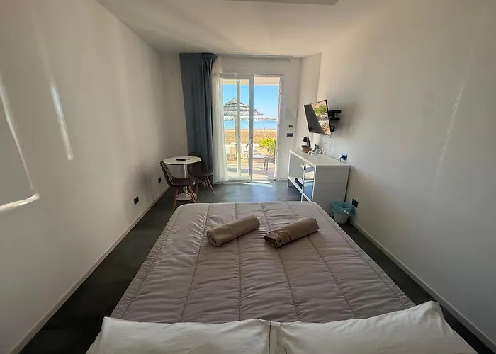 Marina Boutique Hotel