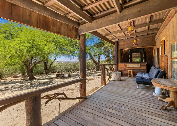 The Bubbling Wells Oasis, 3 Homes On 107 Acres