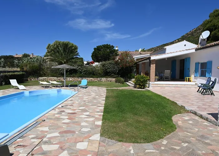Villa con piscina a Perda Longa, 2 camere da letto e 2 bagni