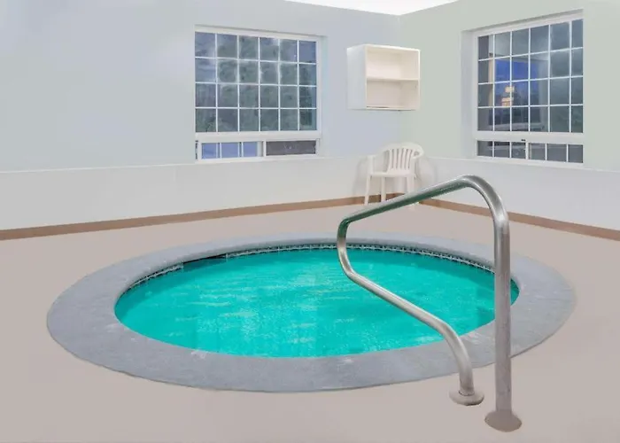Days Inn By Wyndham Ocean Shores