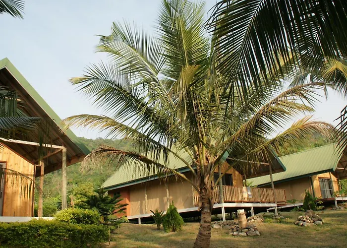 Wingbeat Lodge At Lake Bosomtwe