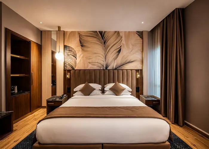 Hotel Supreme
