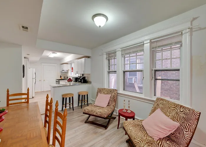 Ventnor City Getaway W/ Yard: 2 Blocks To Beach!