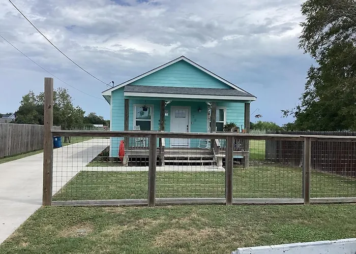 Cast A Wave Cottage