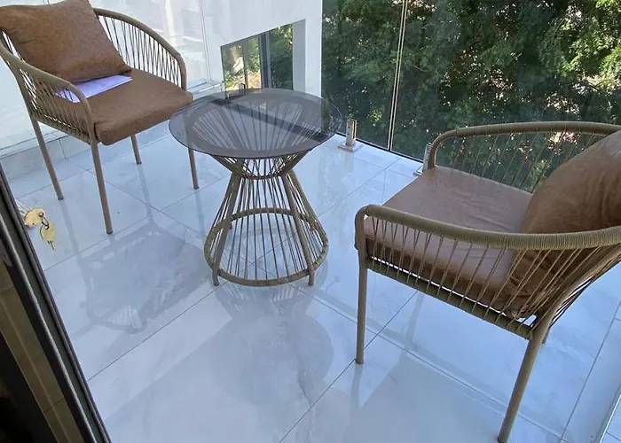 Palmeras Residences