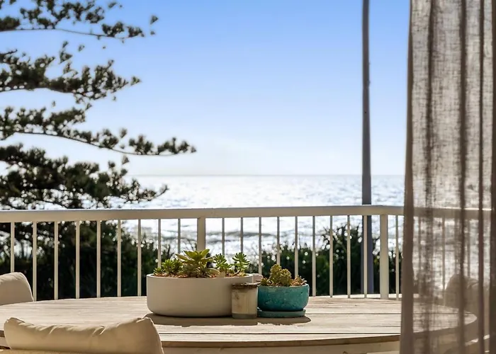 6 Baywatch Apartments