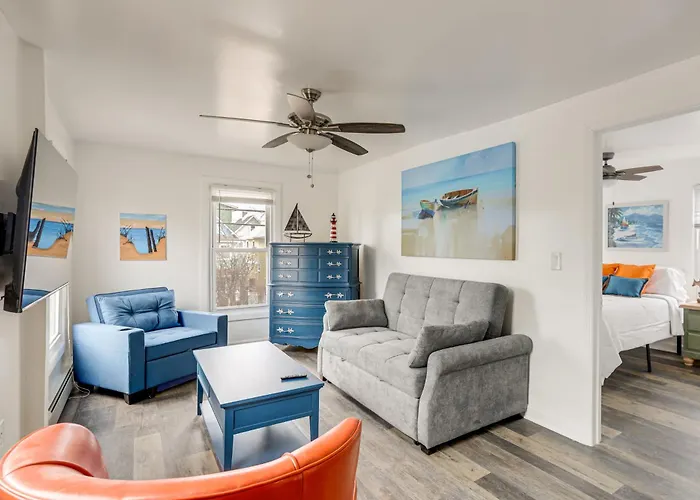 Steps To Shore & Boardwalk! Ocean Grove Getaway