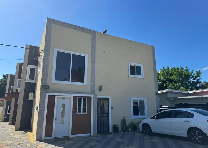 Elegant 3Br Kingston Loft With Private Rooftop