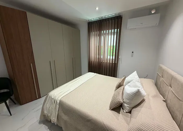 Skyline Holiday Maisonette
