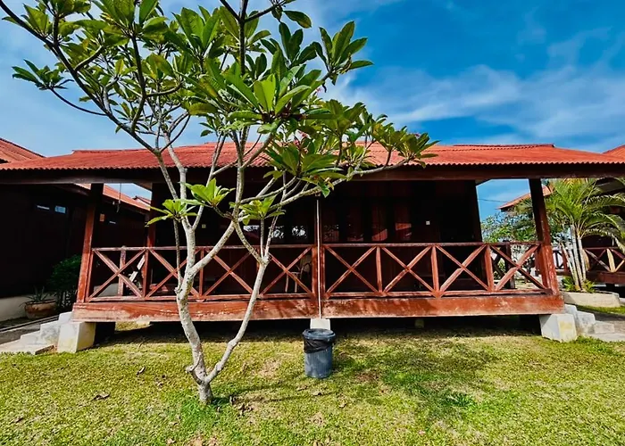 Qurata Riverside Resort