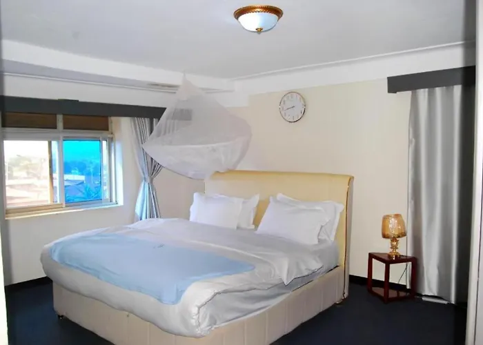 Kaa Highway Hotel