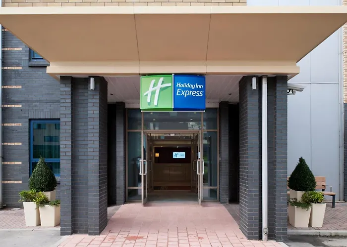 Holiday Inn Express Leeds City Centre By Ihg