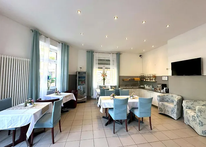 Hotel Apadana Frankfurt Frankfurt am Main