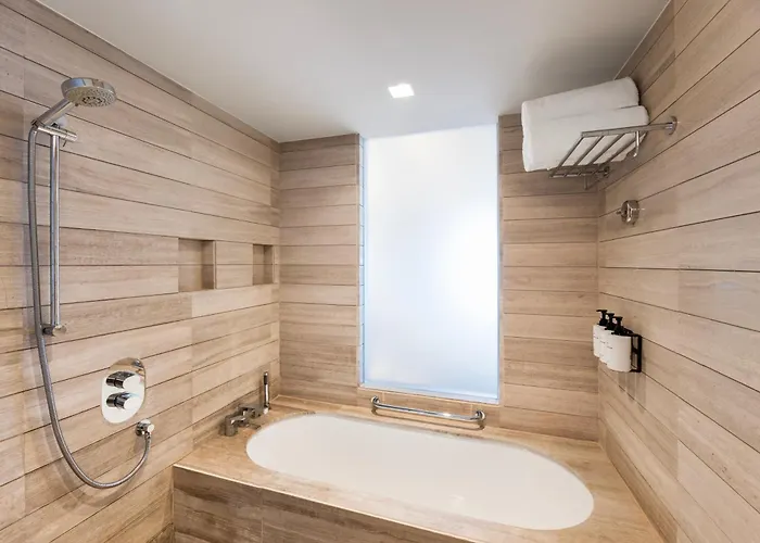 Intercontinental Doha Beach & Spa By Ihg