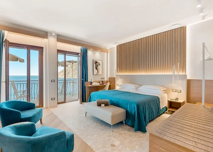 Hotel Porto Roca
