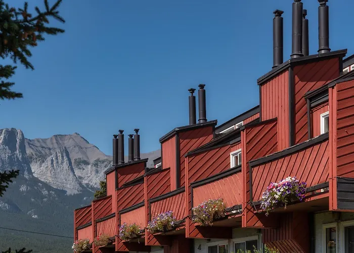 Rocky Mountain Ski Lodge