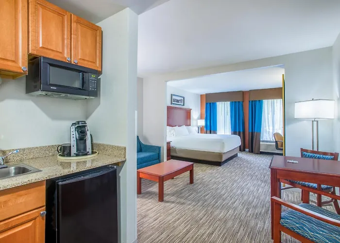 Holiday Inn Express Hotel & Suites Brattleboro By Ihg