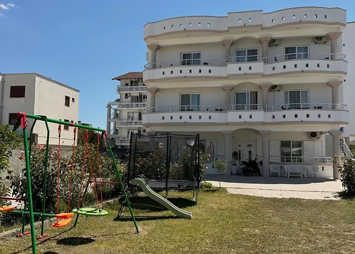 Apartmens Xhenis Lux