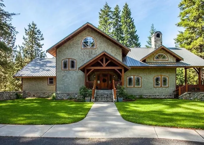 Snowgrass Lodge - A River & Mountain Retreat