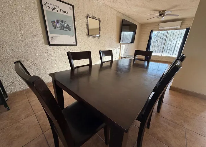 Condo 4 - Pool, Near Beach & Malecon, Sleeps 8