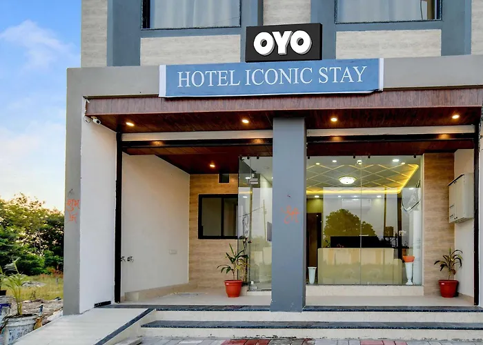Hotel O By Oyo Iconic Stay