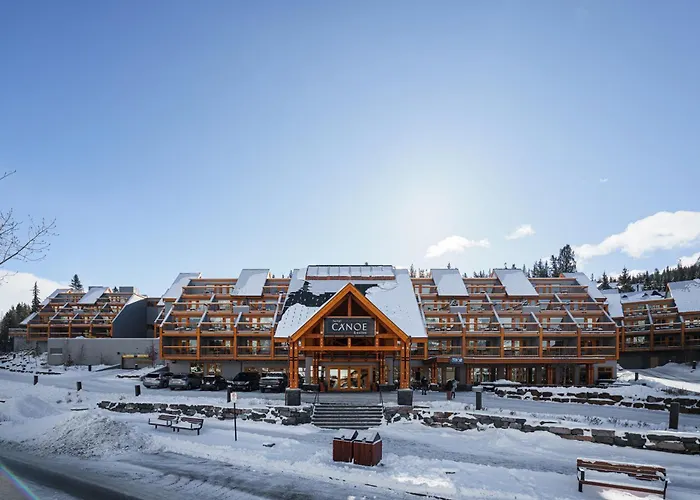 Hotel Canoe And Suites
