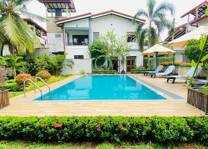Erin Orr Villa
