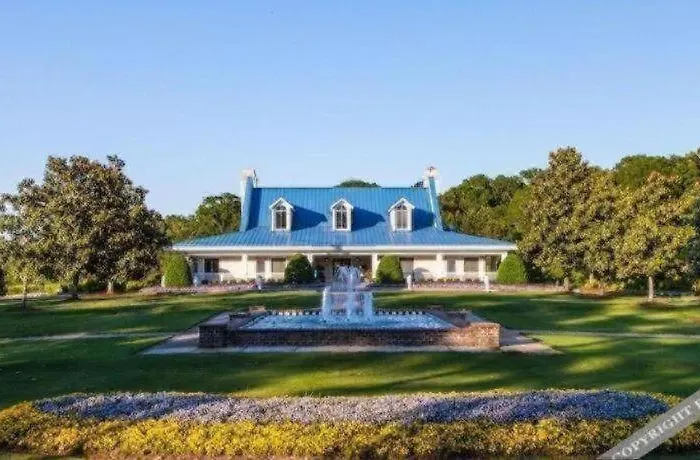 True Blue Golf Resort