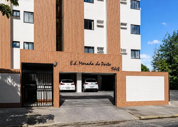 Vista para o mar e Farol de Olinda, Perto da FACULDADE DE MEDICINA DE OLINDA , Cama Solteiro Com colchão Adicional, Estante e Ventilador