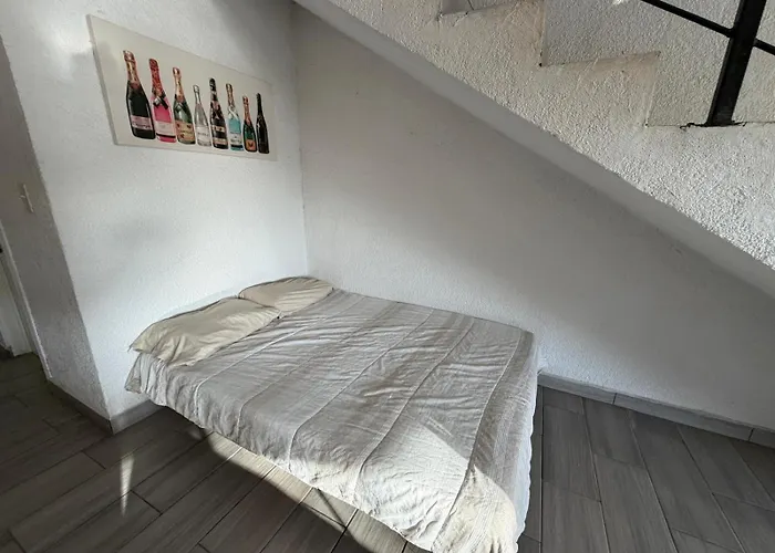 Condo 5- Pool, Near Beach & Malecon, Sleeps 8