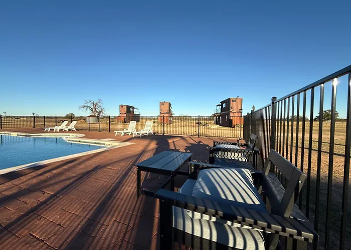 Hill Country Container Home Rooftop Deck & Pool
