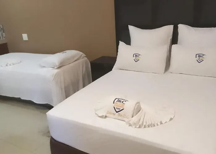 Mc One Stop Road Lounge Hotel