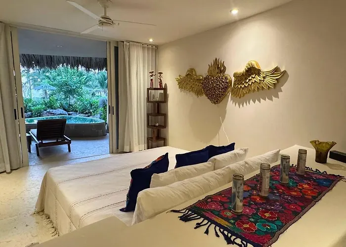 Luxury Oceanfront At Majahua