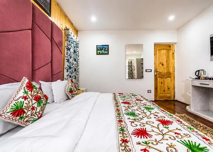 Hotel Gulsar Pahalgam
