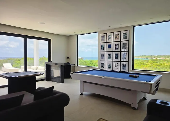 Ocean View Apartment With Own Private Gym Sauna & Plunge Pool