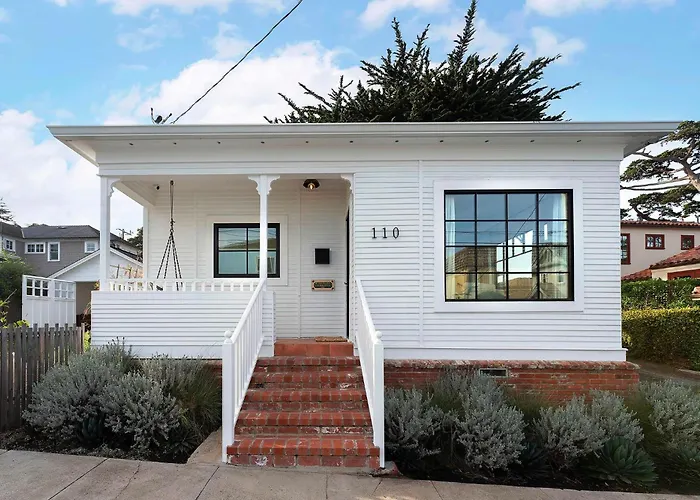 3917 Casa Blanca