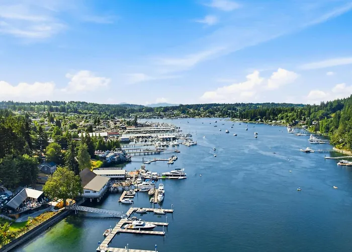 Luxury Waterfront Home Walk To Downtown Gig Harbor