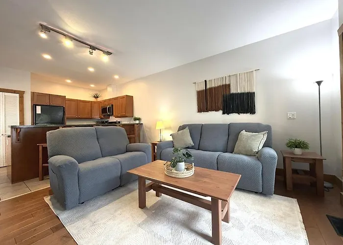 Luxury Condo 2Bed, 1Bath, Pool, Hot Tub, Beach, Golf