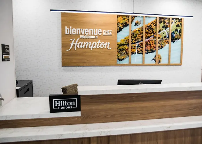Hampton Inn&Suites Laval