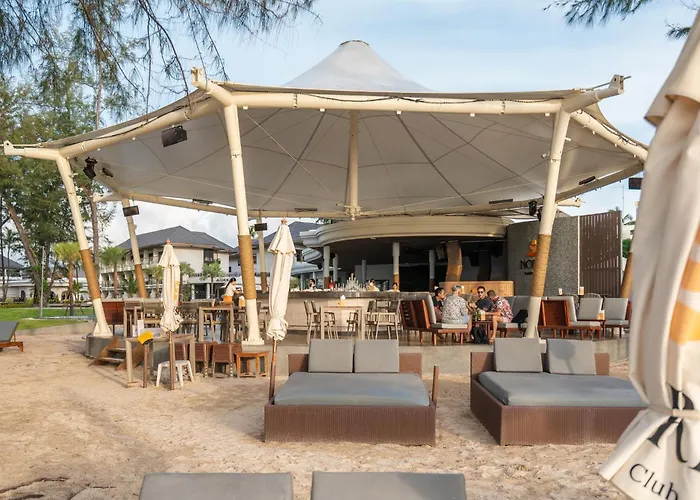 Amora Beach Resort Phuket