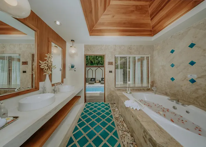 Railay Bay Resort & Spa