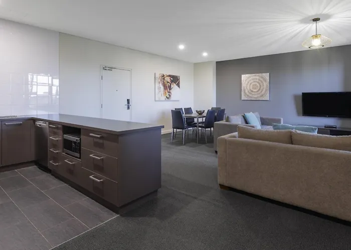 Mantra Melbourne Melton