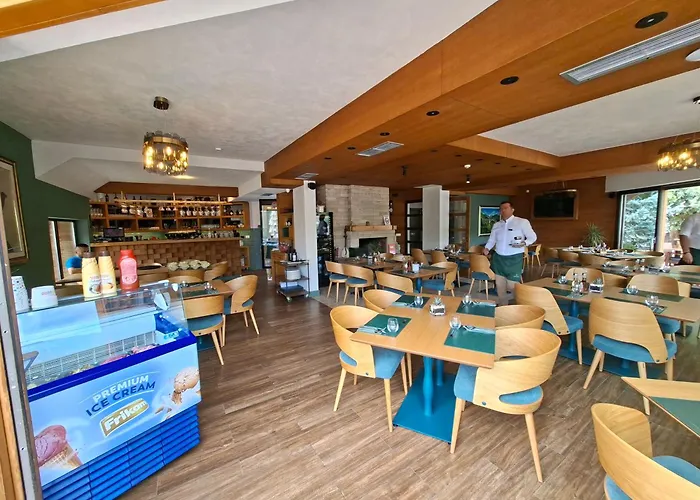 Tara Kanjon Hotel